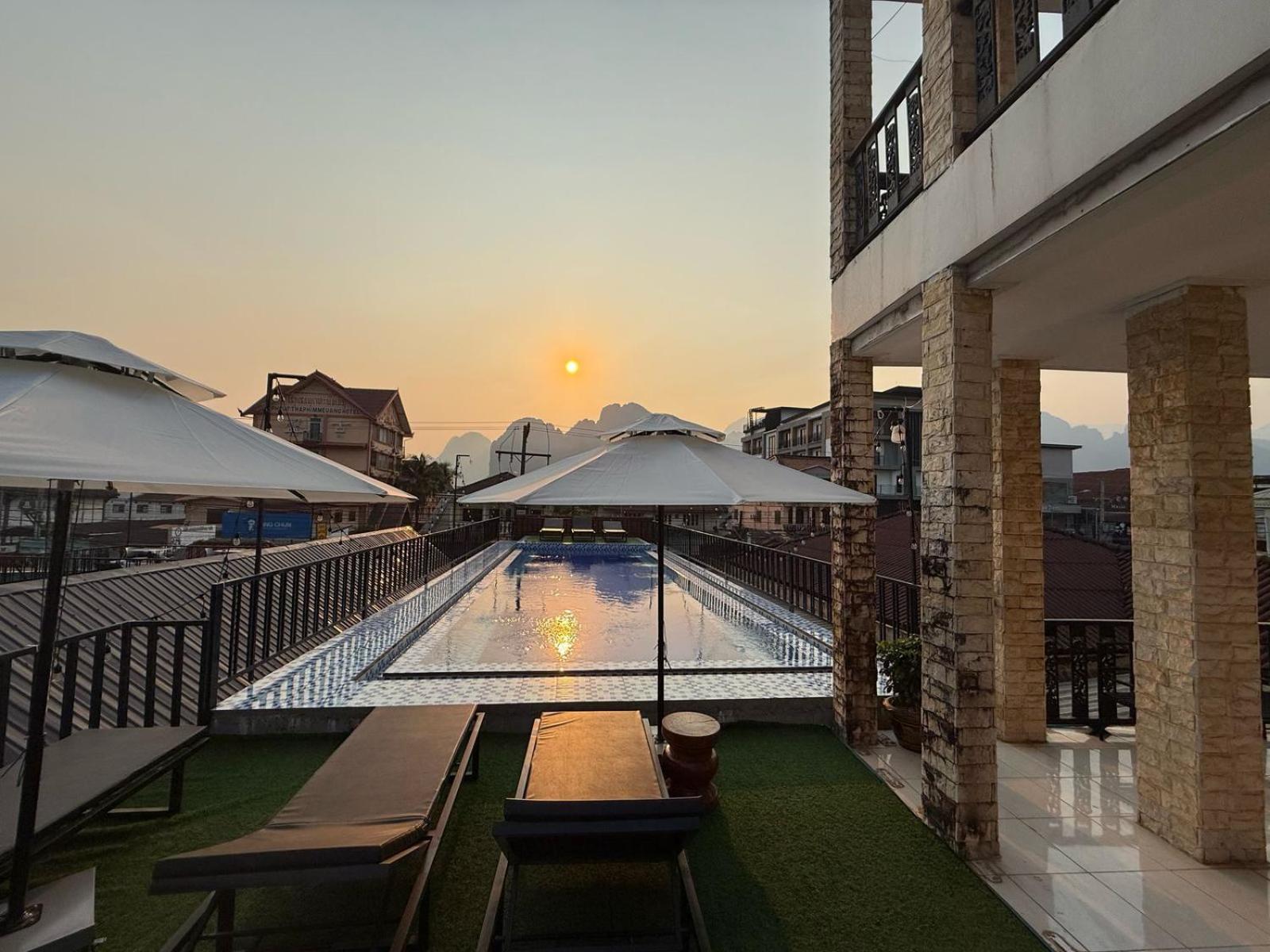 A P S Moutain View Hotel วังเวียง ภายนอก รูปภาพ